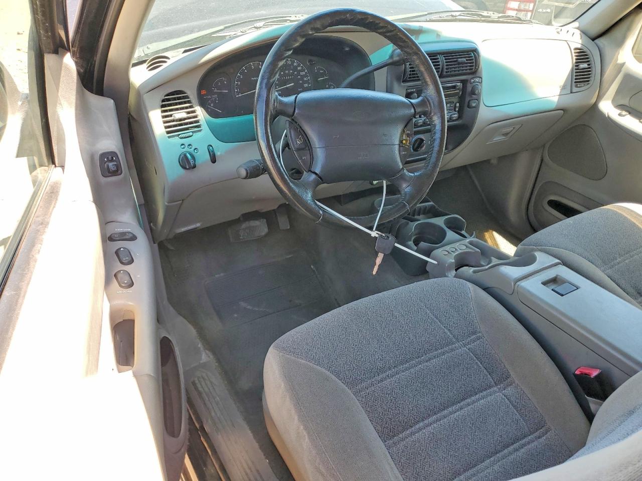 Ford Explorer Sport