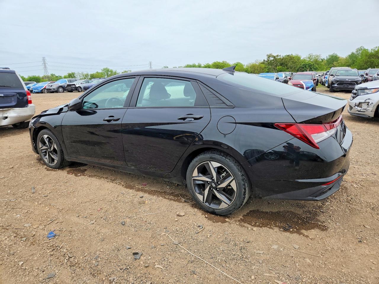 Hyundai ELANTRA Sel
