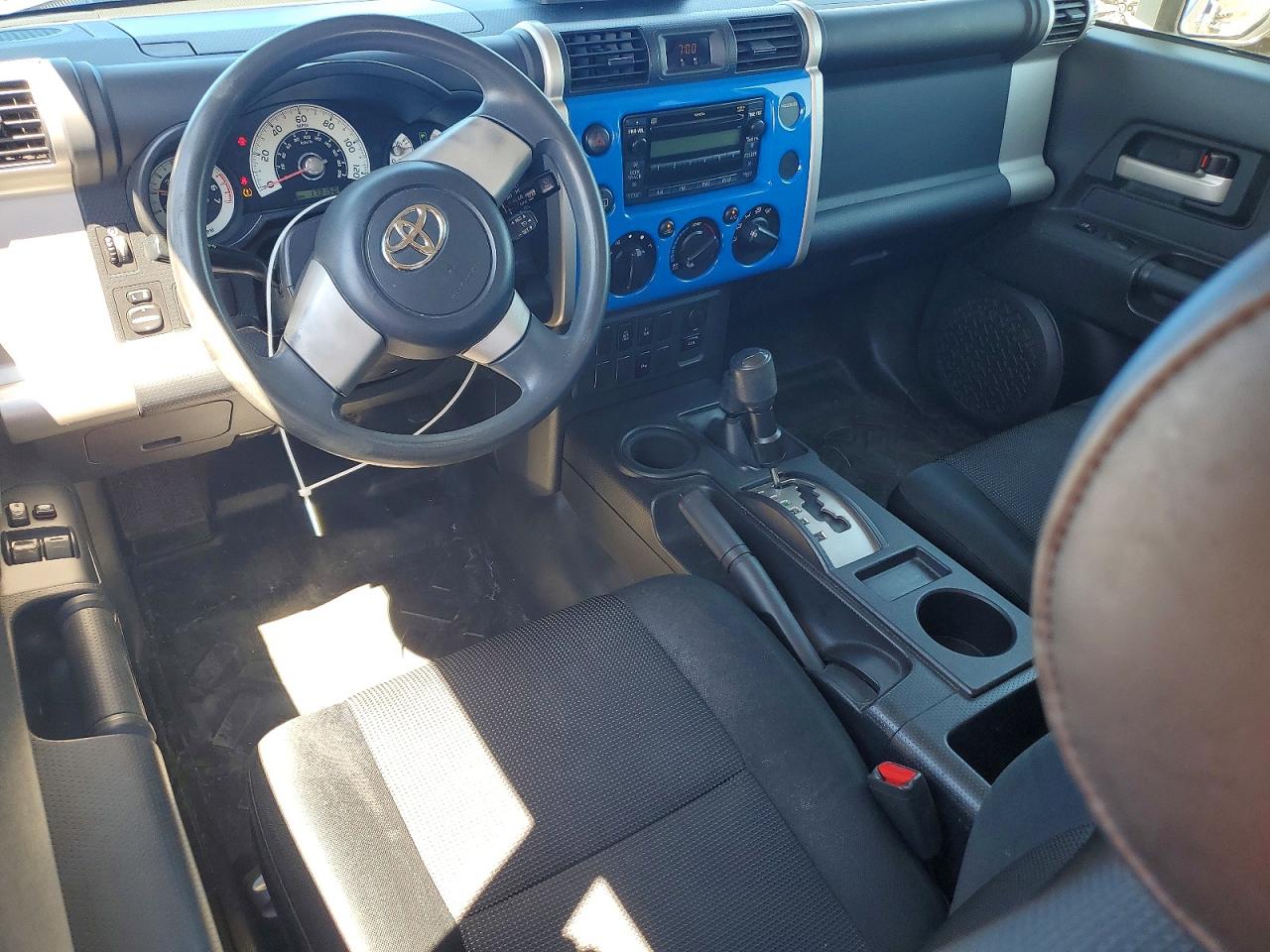 Toyota FJ Cruiser Base