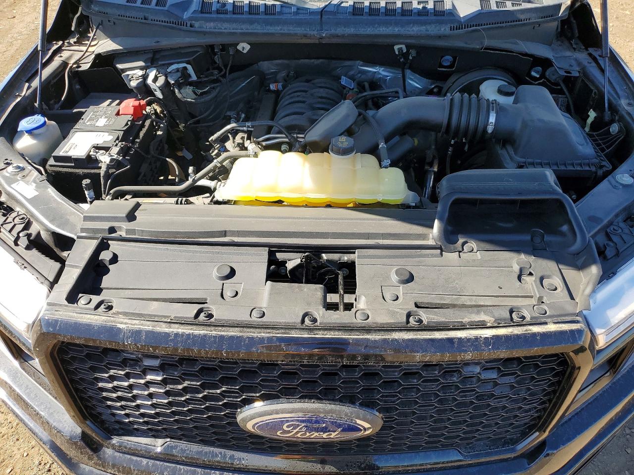 Ford F-150 Super Cab