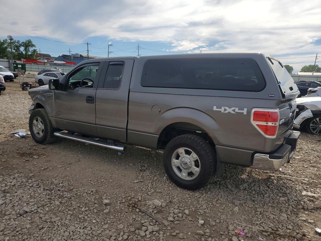 Ford F-150 Super Cab