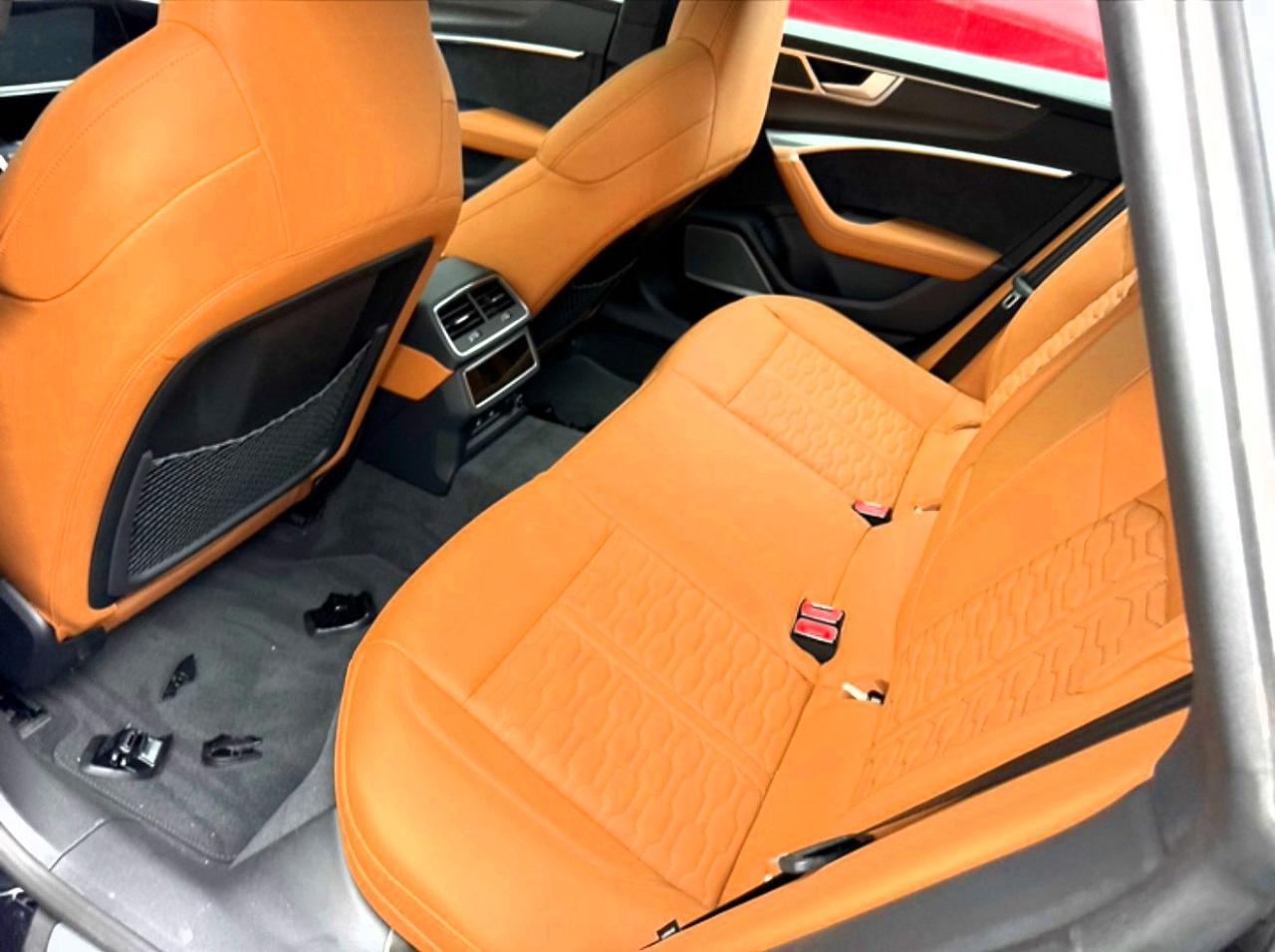 Audi S7
