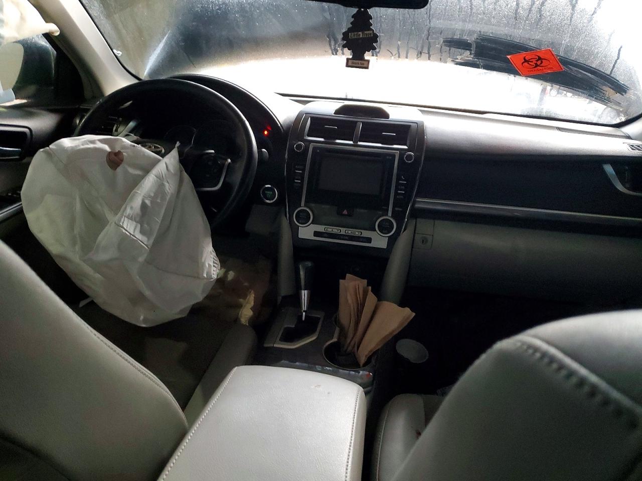 Toyota Camry Xle