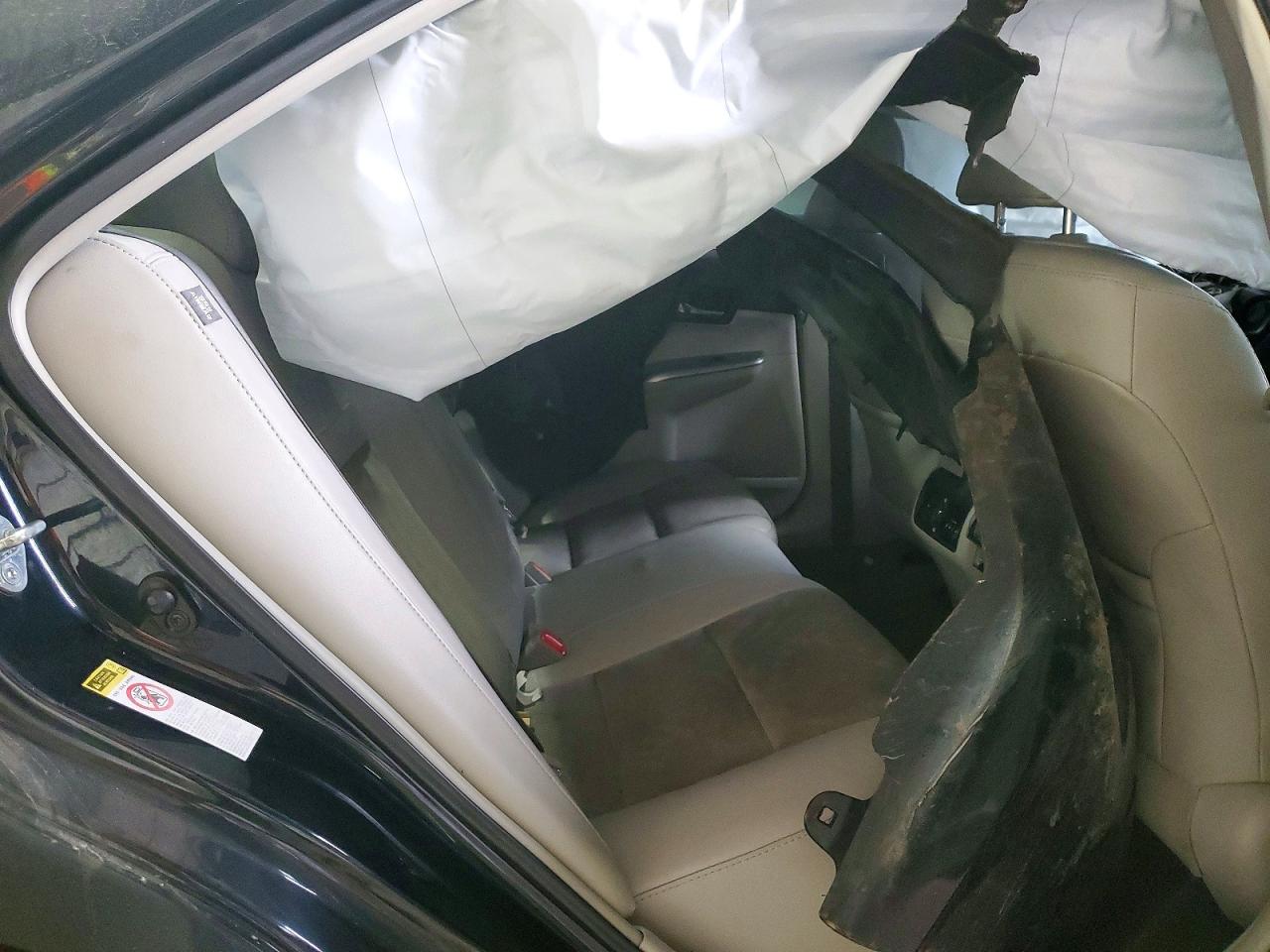 Toyota Camry Xle