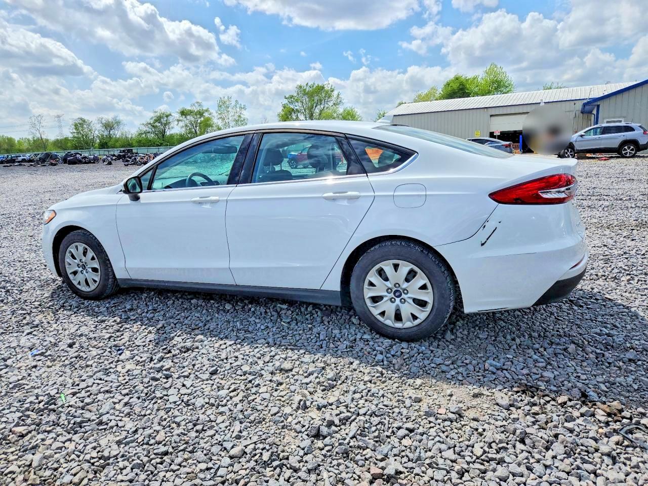 Ford Fusion S