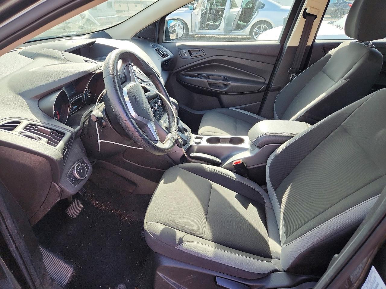 Ford Escape S