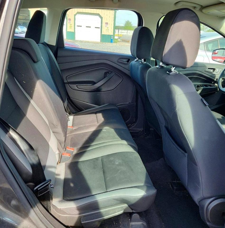 Ford Escape S