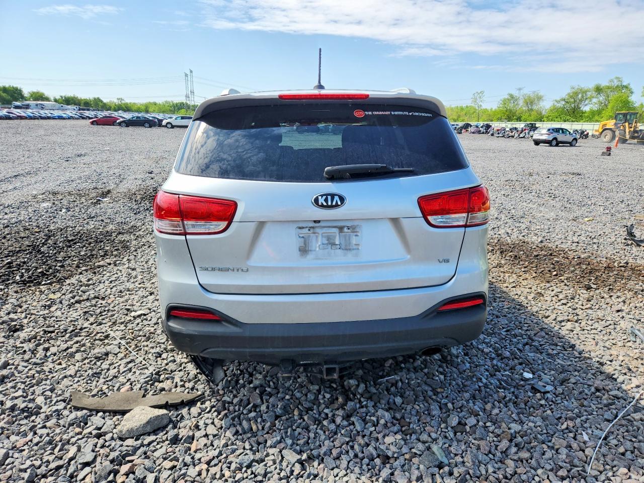 Kia Sorento Lx V6