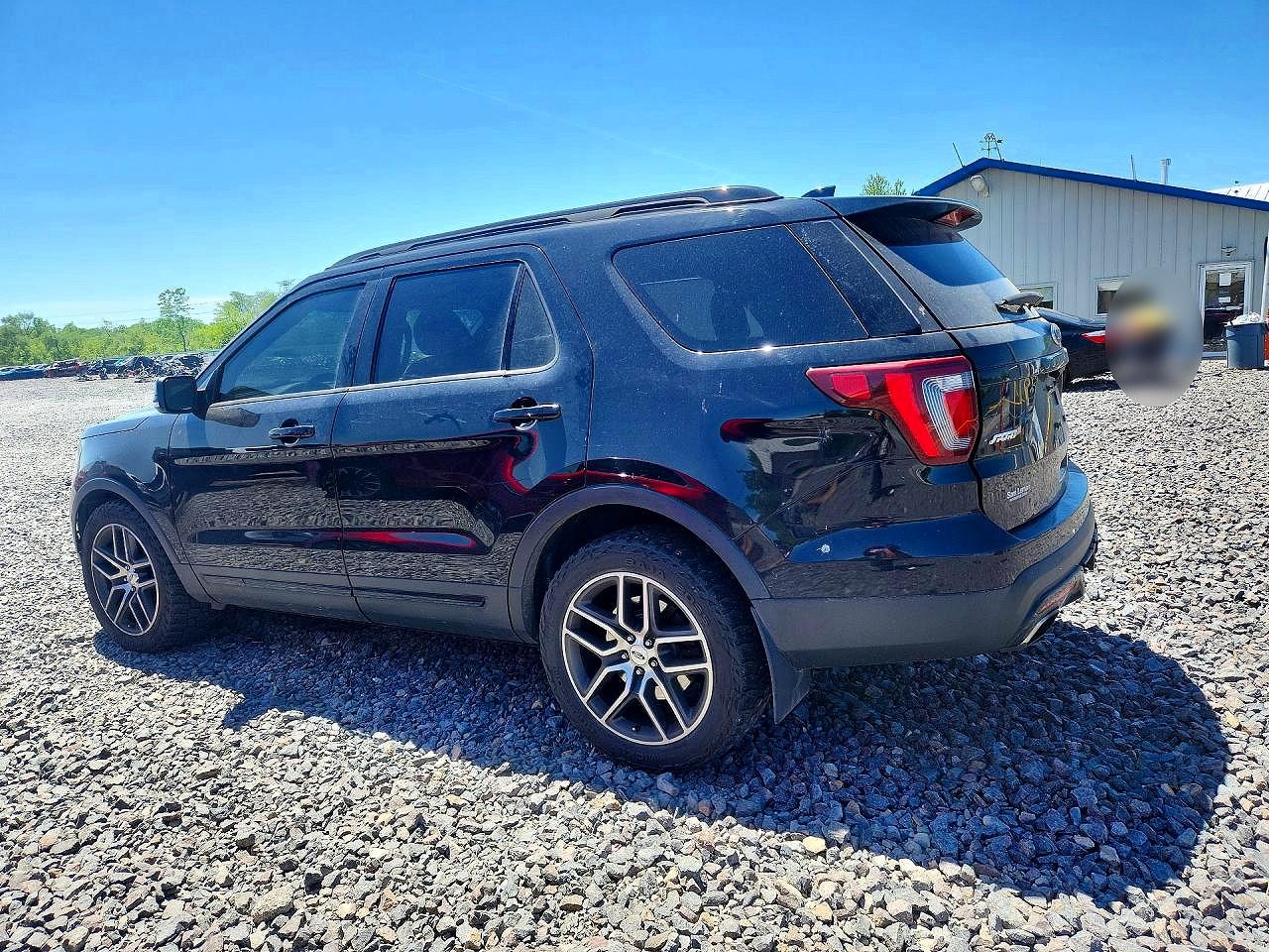 Ford Explorer Sport