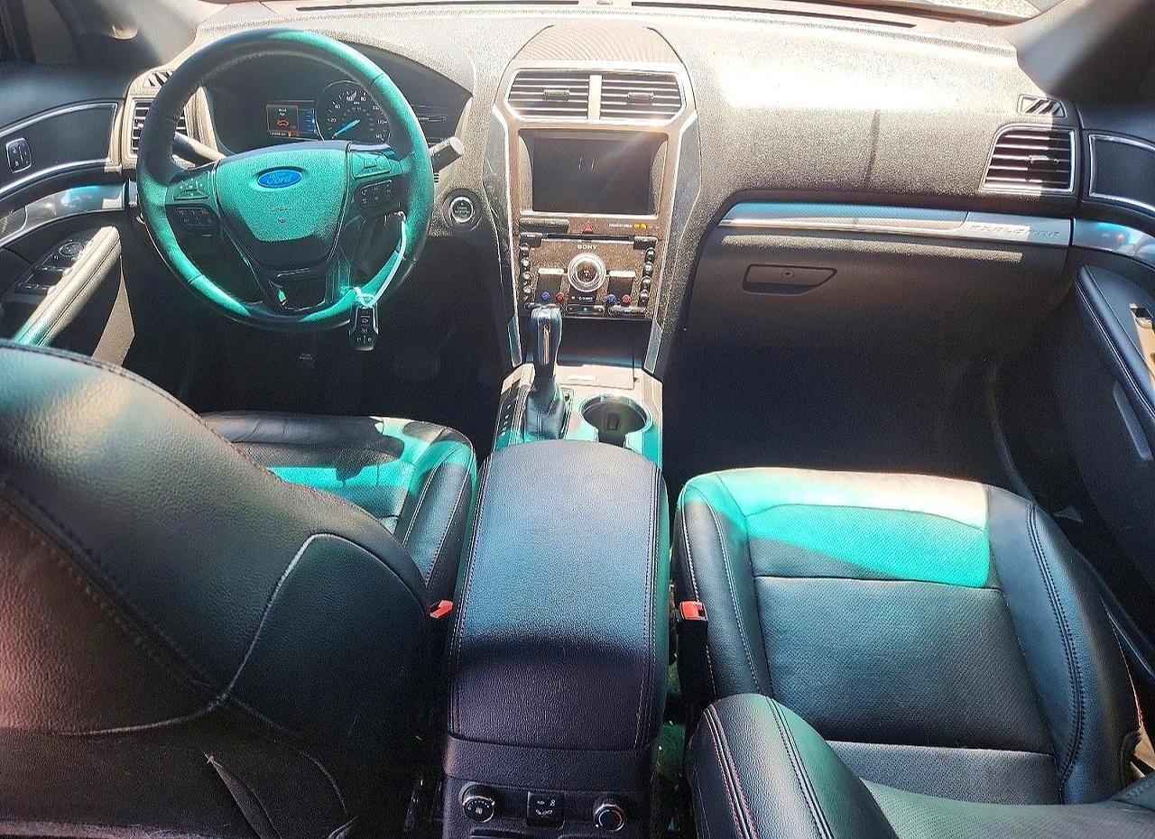 Ford Explorer Sport
