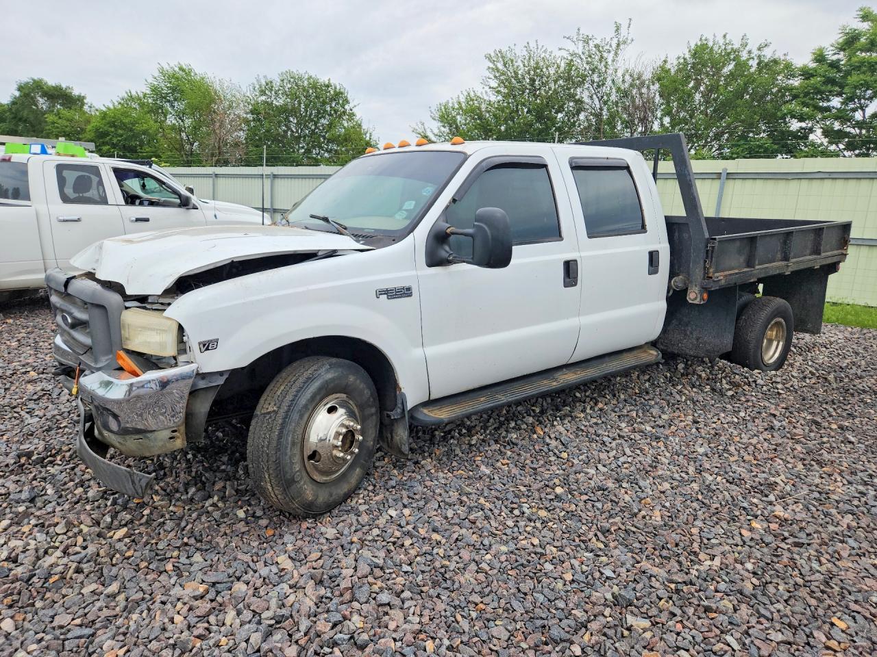 Salvage Ford F-350 Image