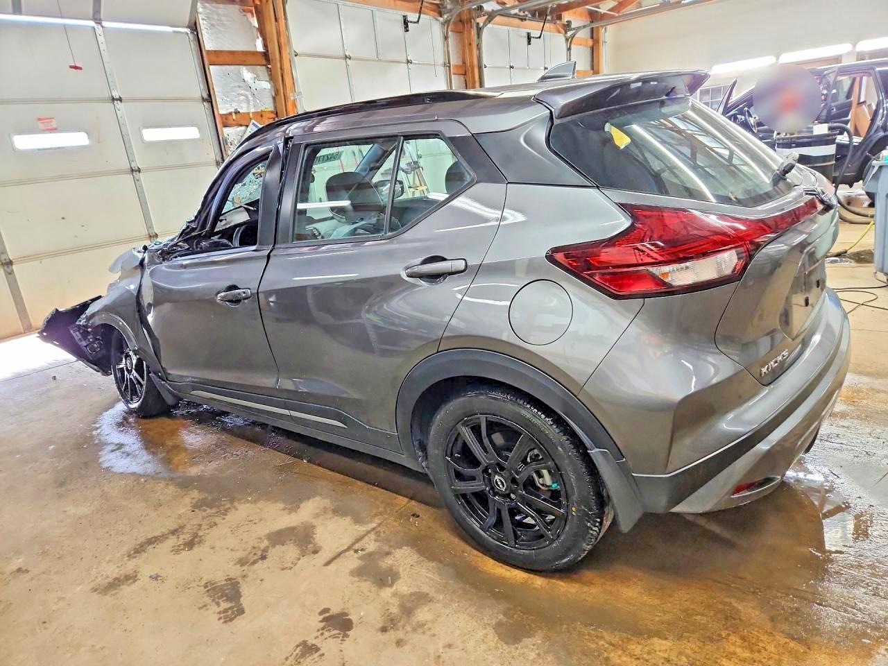 Nissan Kicks Sr