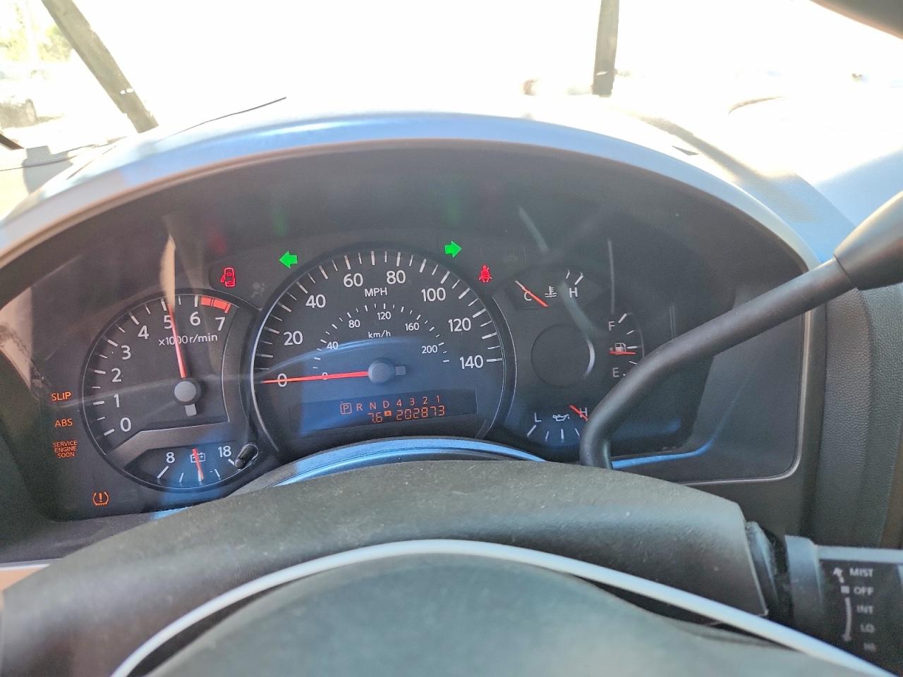 Nissan Titan Xe