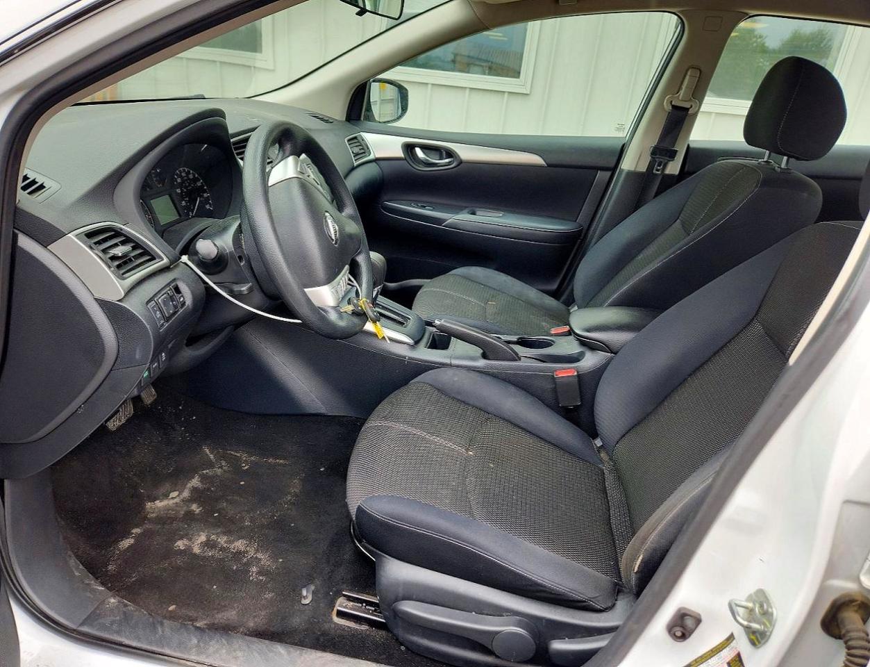 Nissan Sentra S