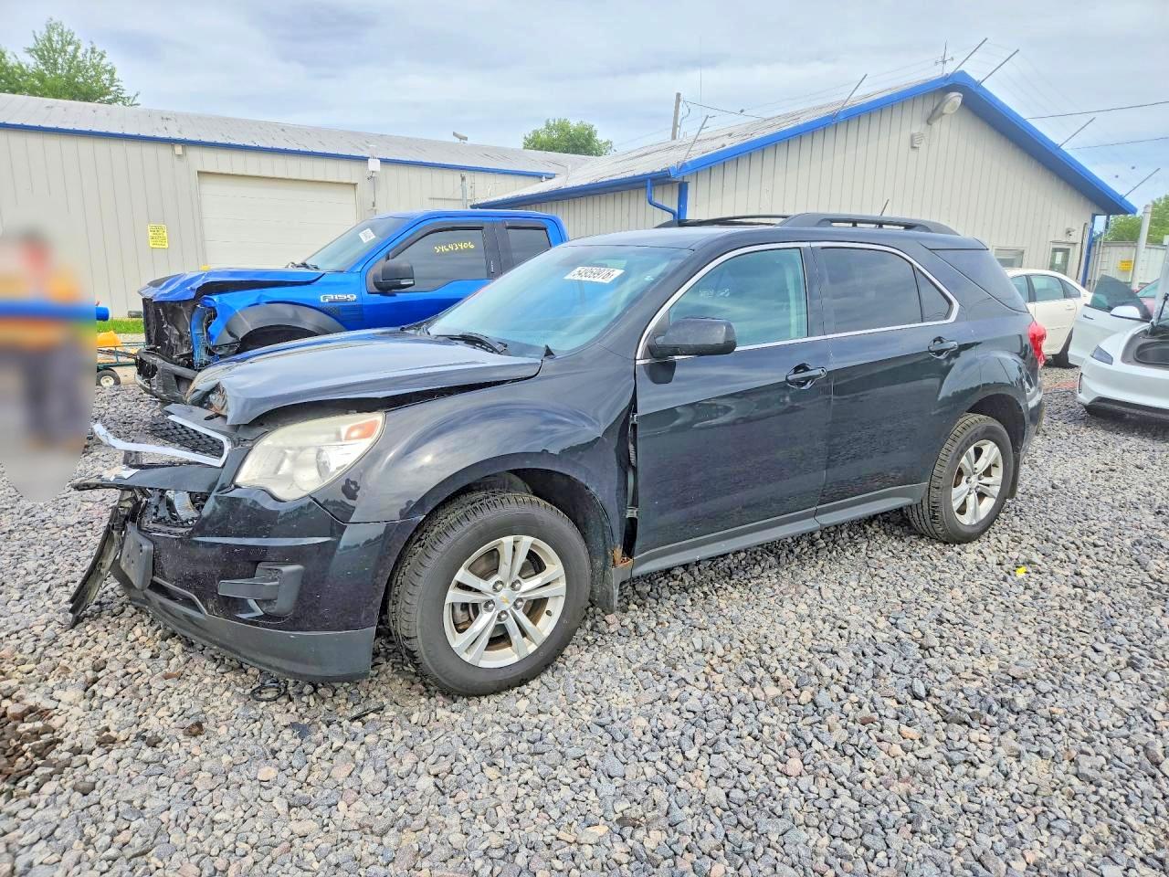 Salvage Chevrolet Equinox Image