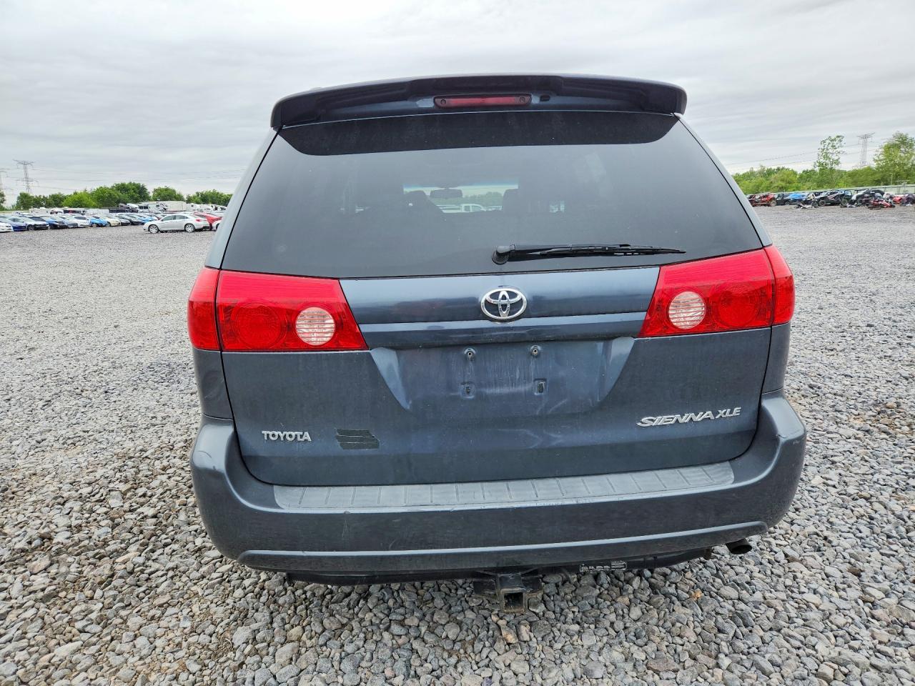 Toyota Sienna Xle