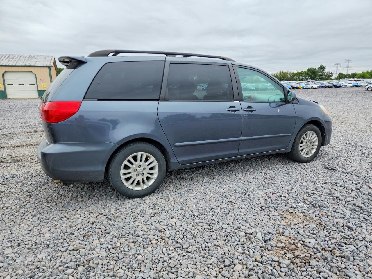Toyota Sienna Xle