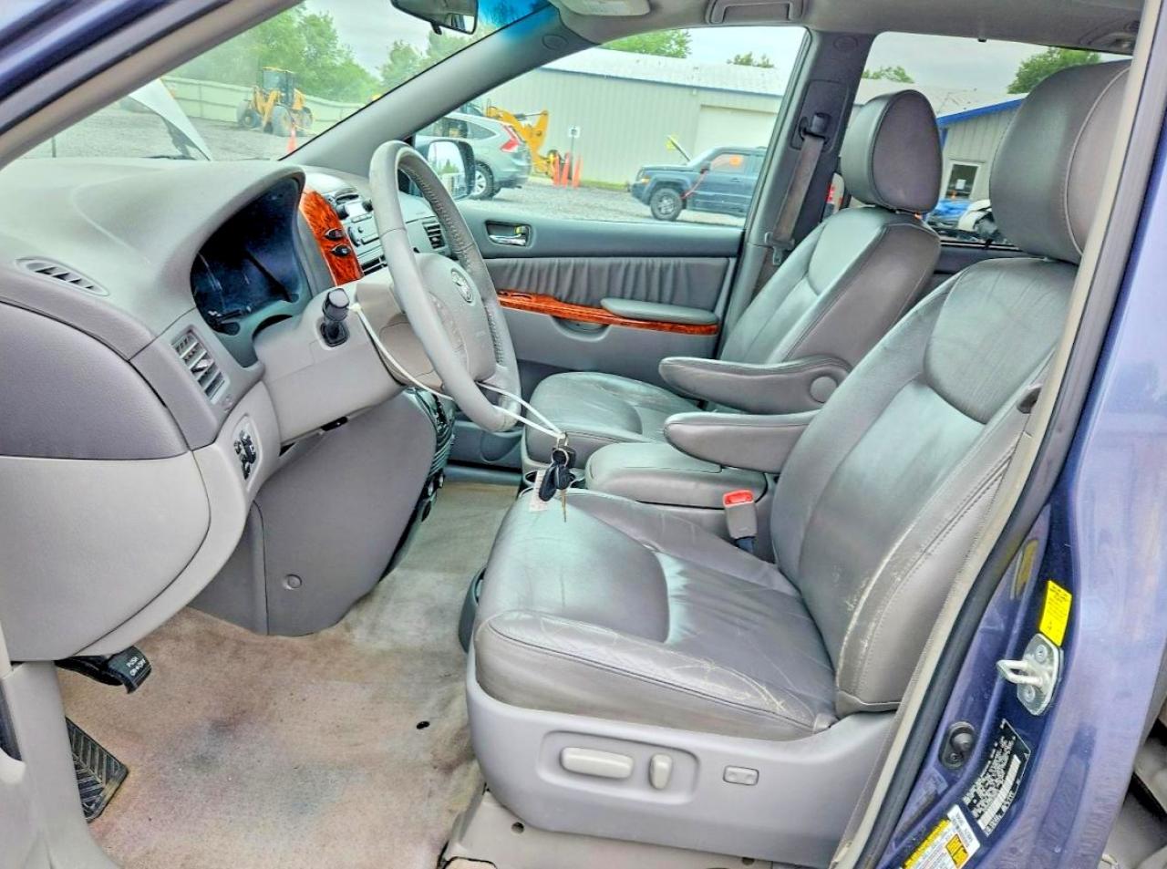 Toyota Sienna Xle