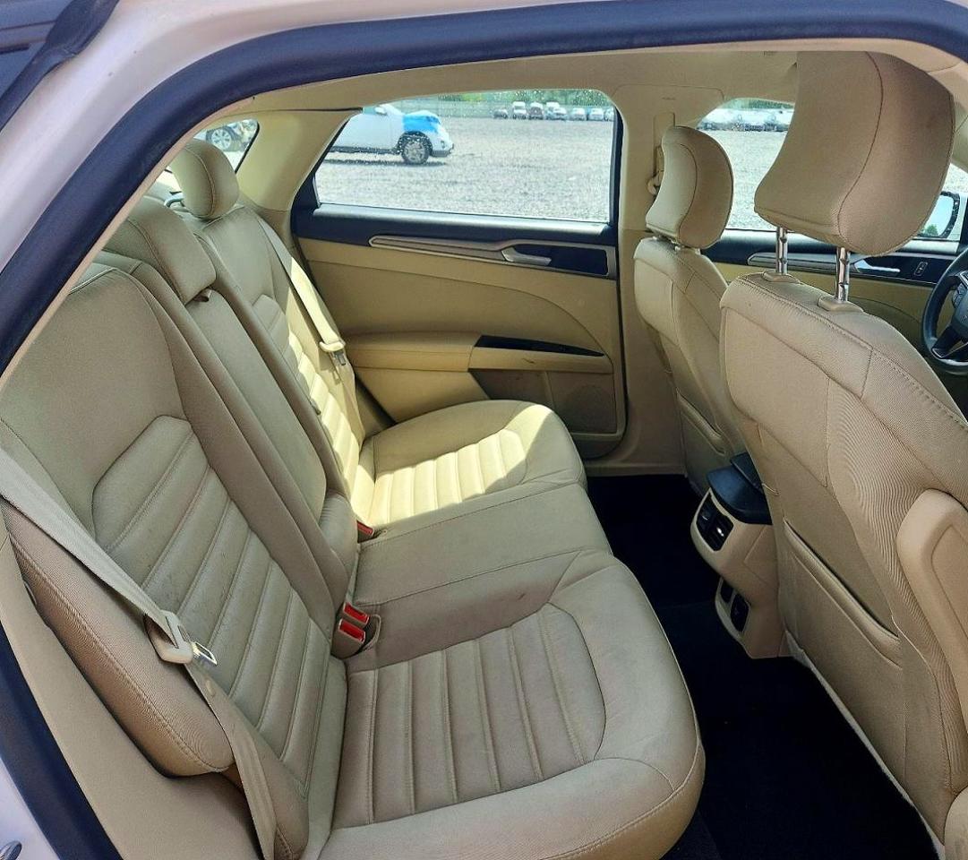 Ford Fusion Se Hybrid