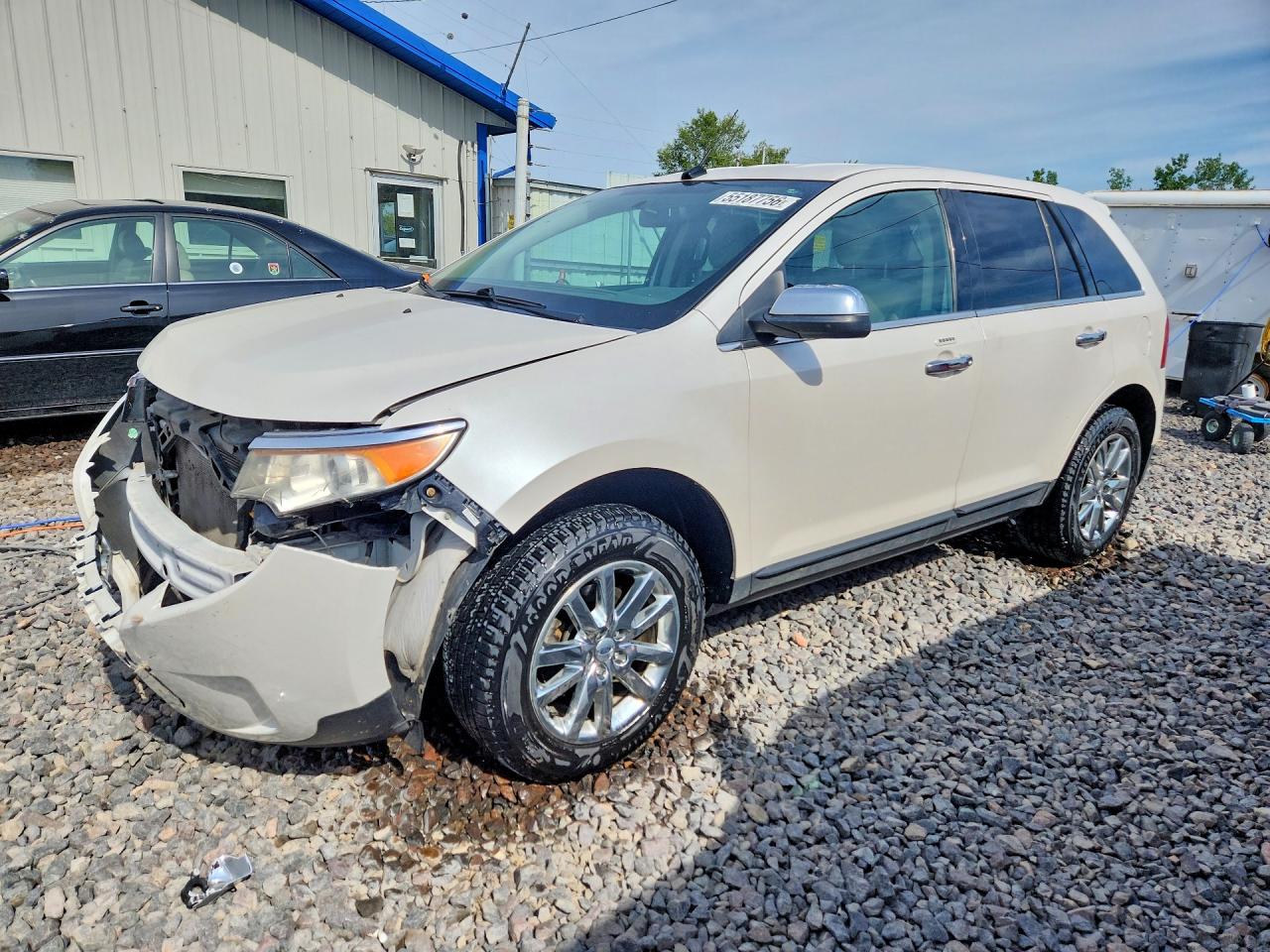Salvage Ford Edge Image