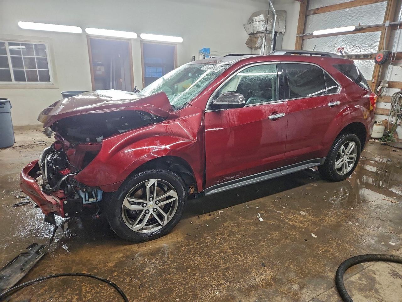 Salvage Chevrolet Equinox Image
