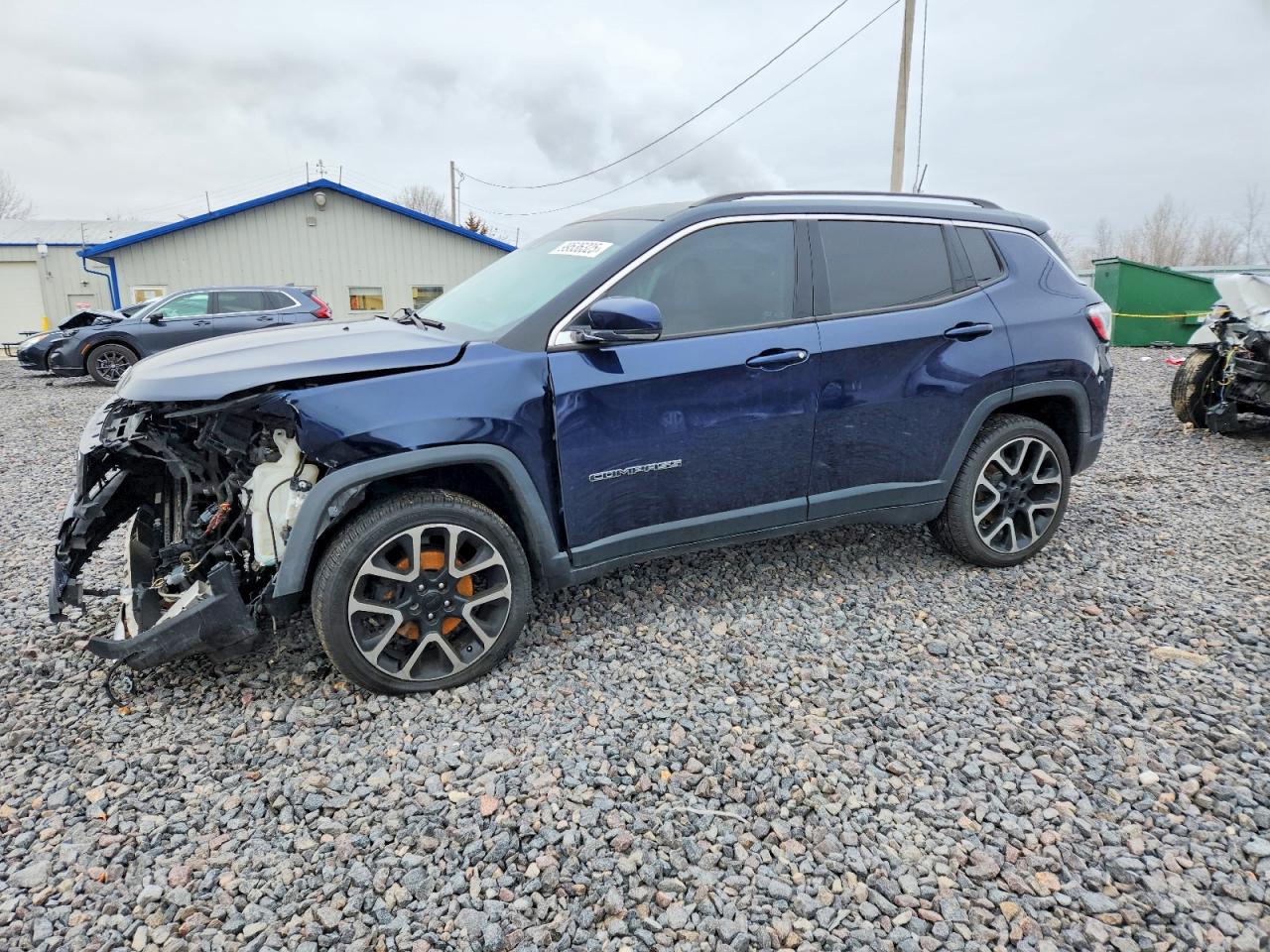 Salvage Jeep Compass Image