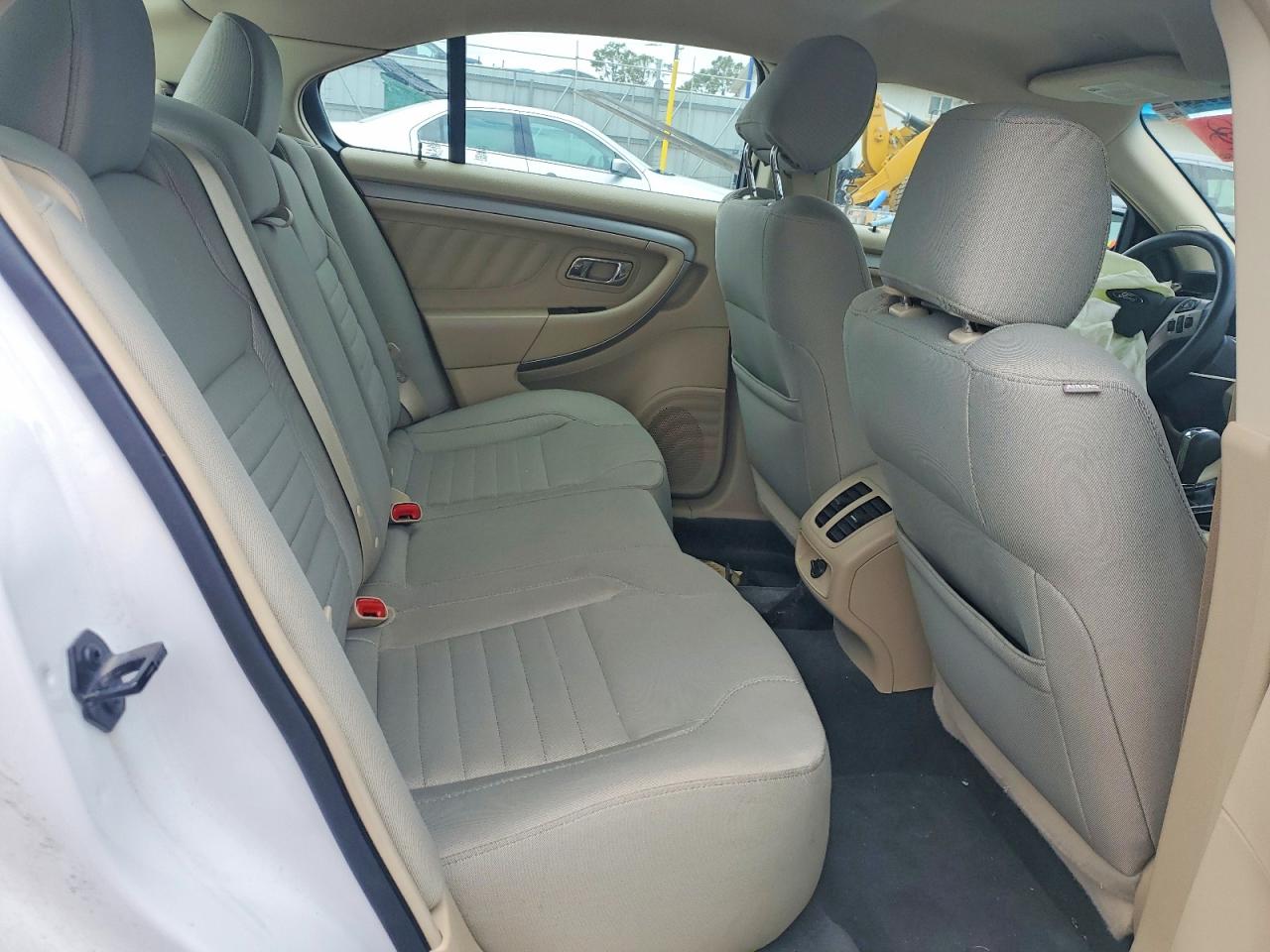 Ford Taurus Se
