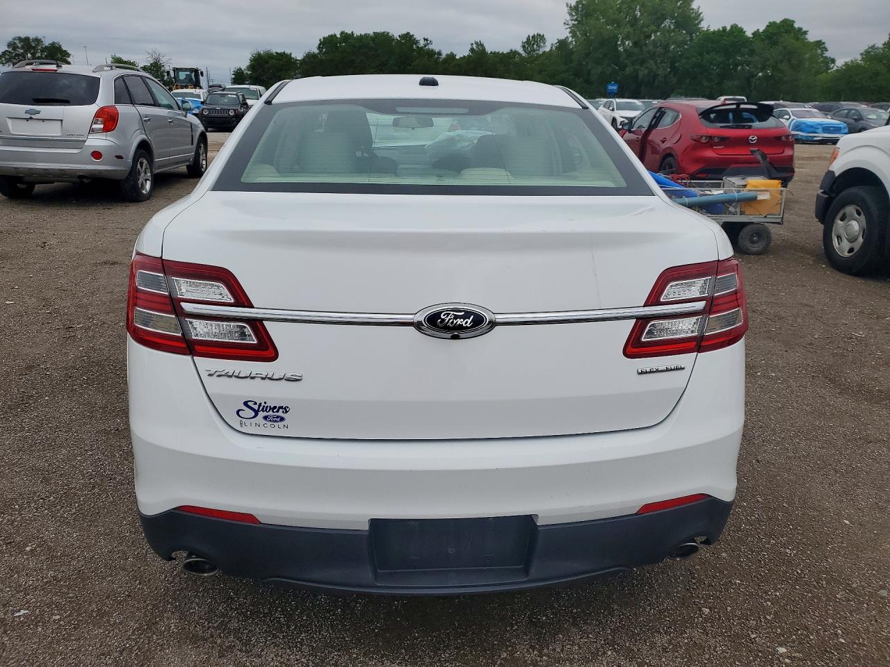 Ford Taurus Se