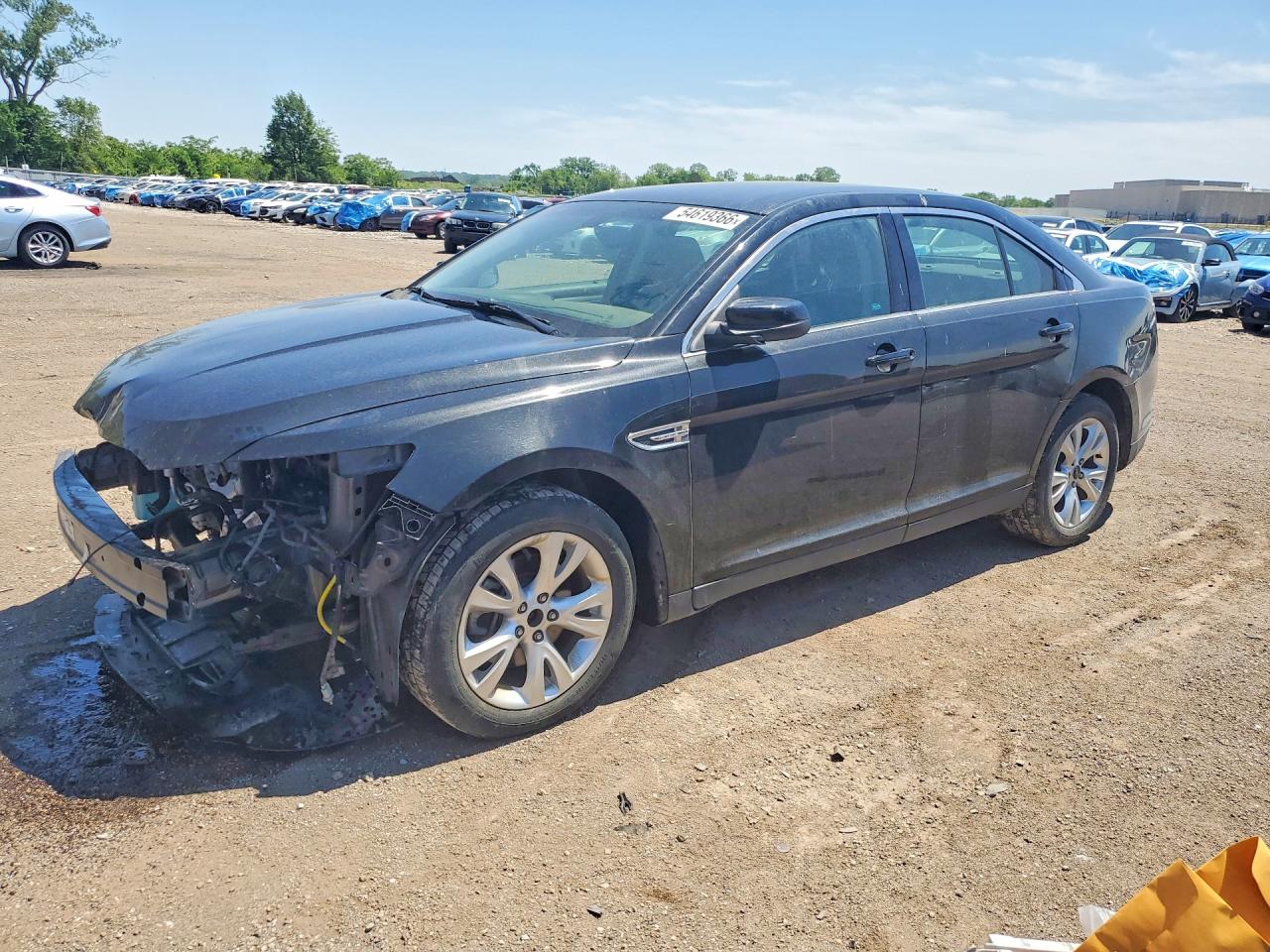 Salvage Ford Taurus Image