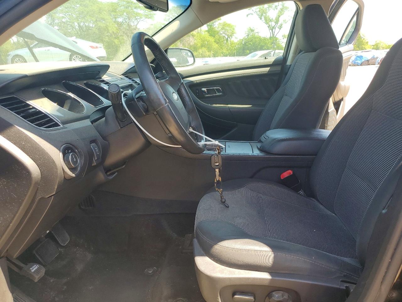 Ford Taurus Sel