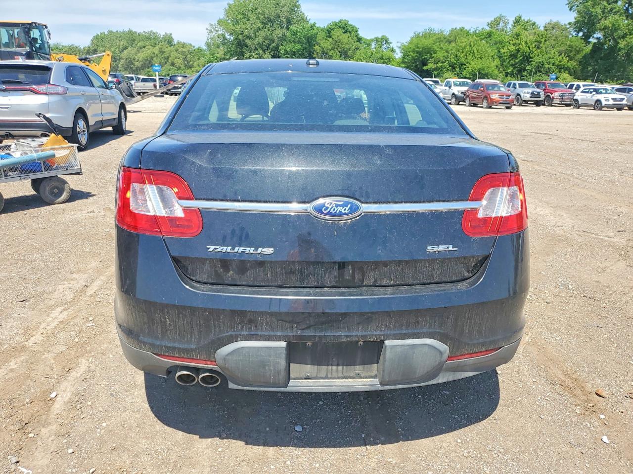 Ford Taurus Sel