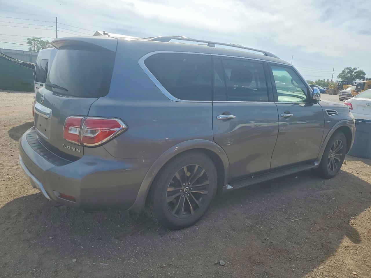 Nissan Armada Platinum
