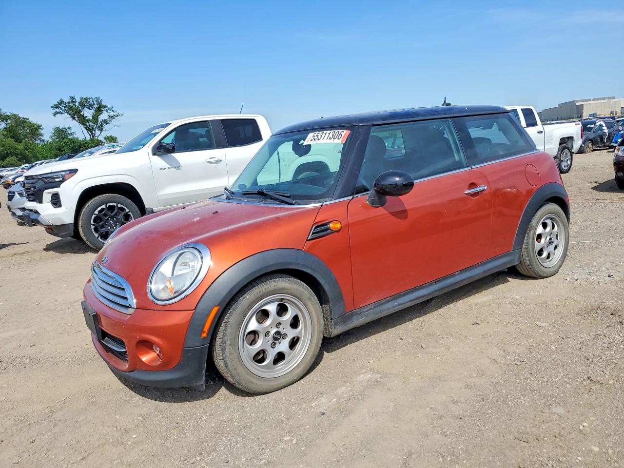 Salvage MINI Cooper Image