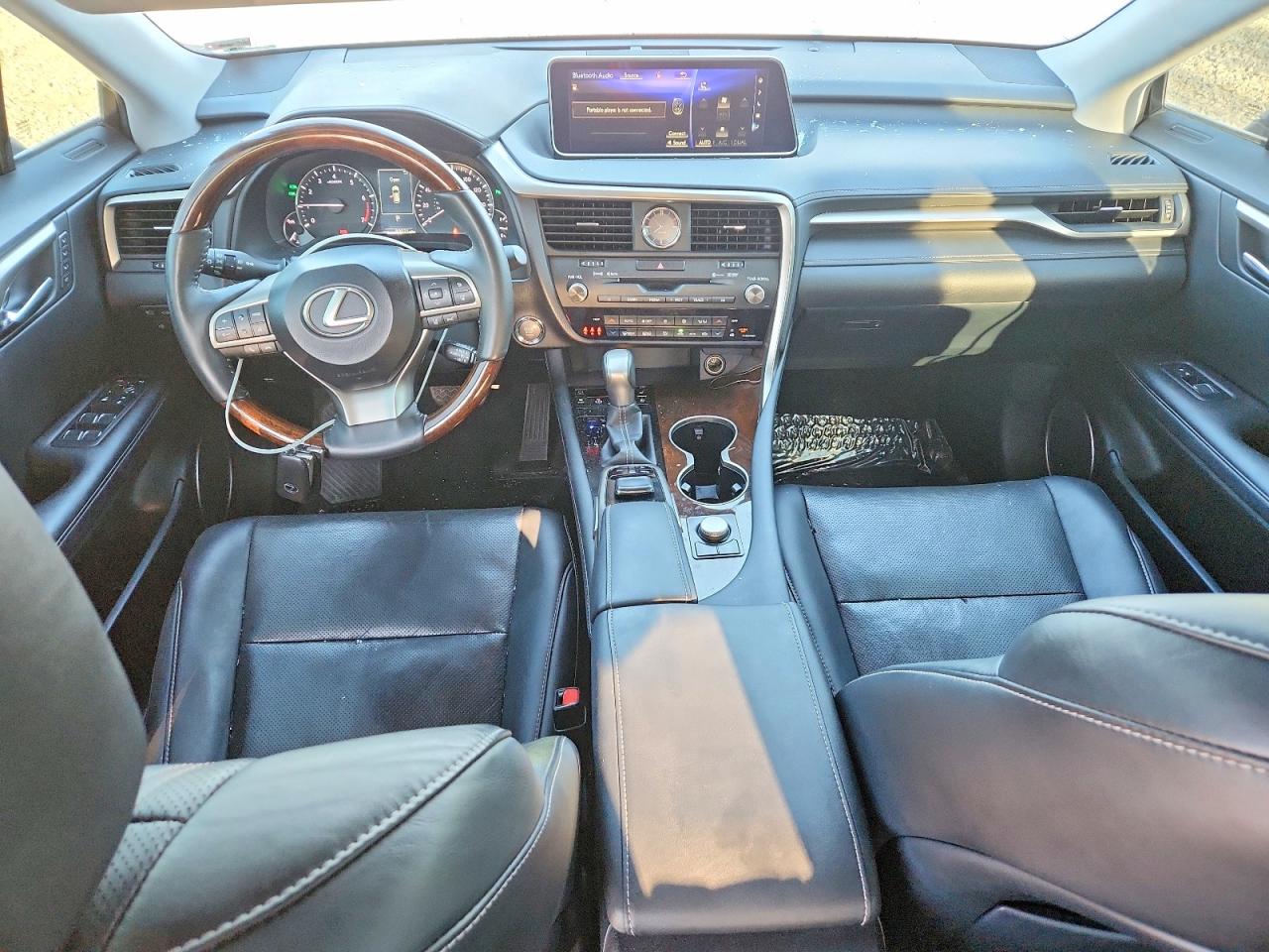 Lexus RX Base