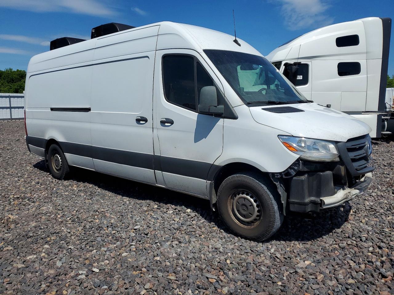 Mercedes-Benz Sprinter 2500