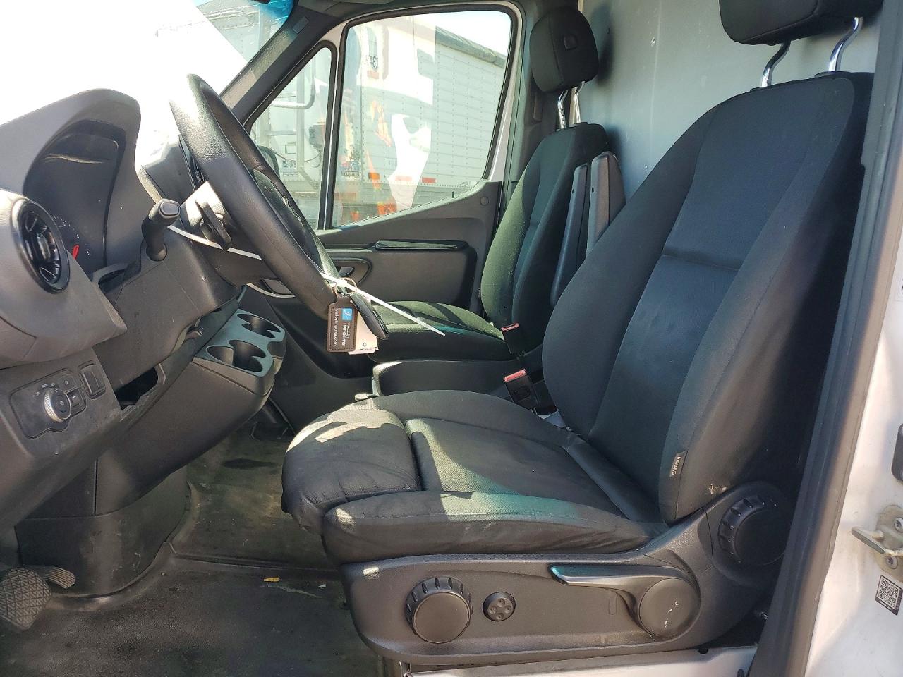 Mercedes-Benz Sprinter 2500
