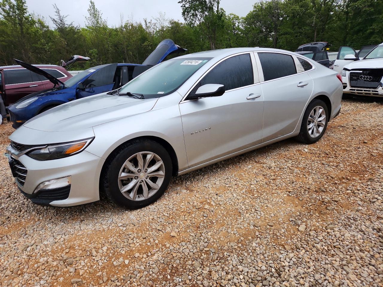 Salvage Chevrolet Malibu Image