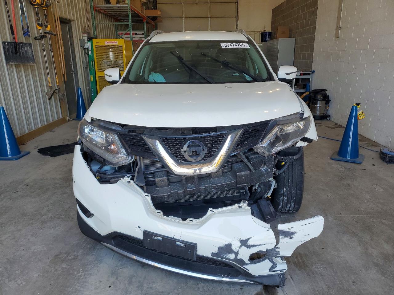 Nissan Rogue Sv
