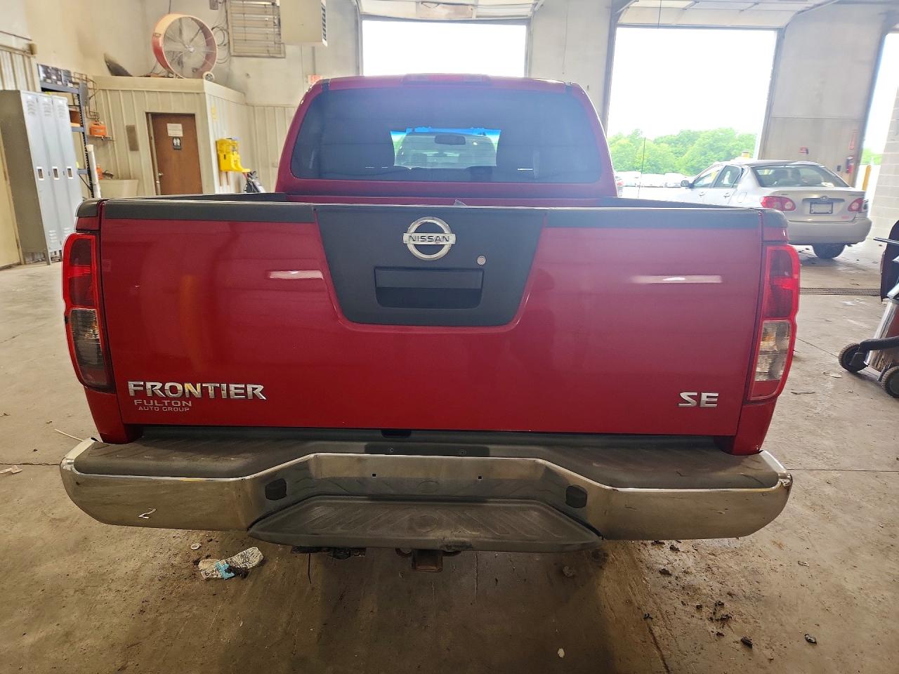 Nissan Frontier Se V6