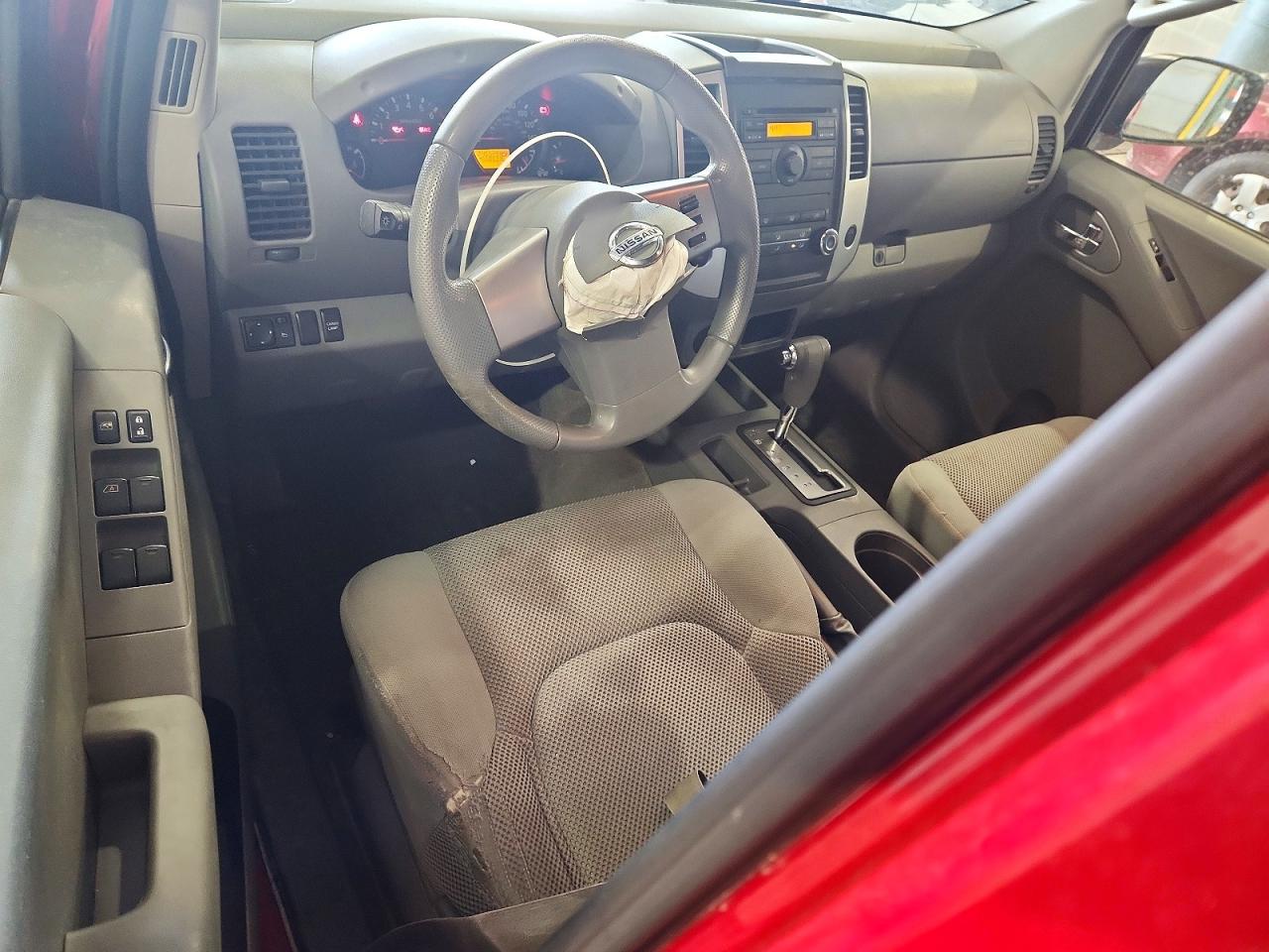 Nissan Frontier Se V6