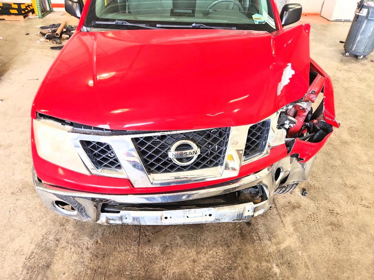 Nissan Frontier Se V6