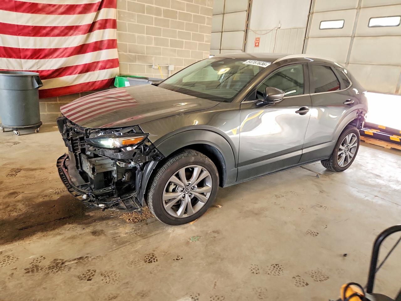 Salvage Mazda Cx Image