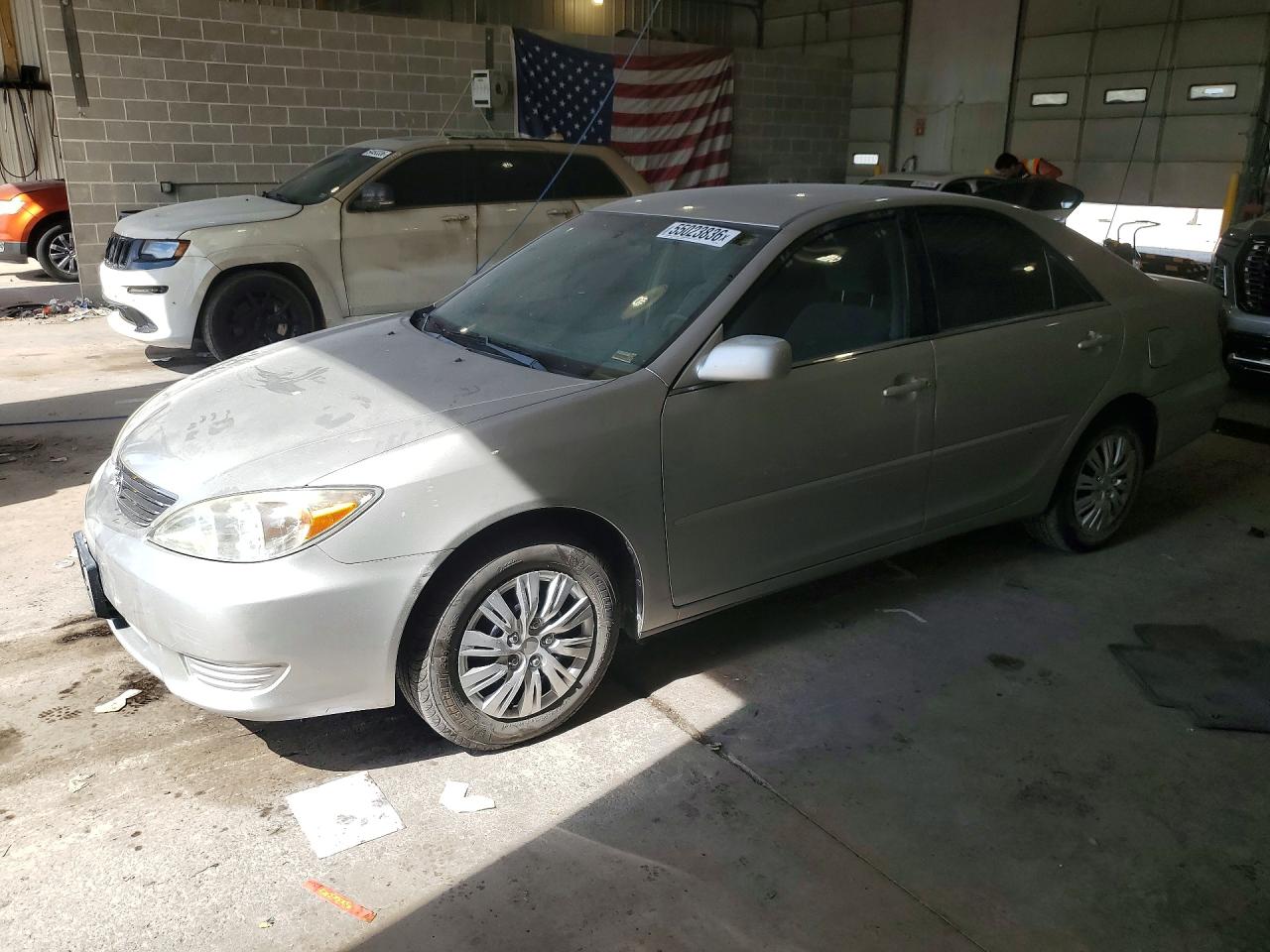 Salvage Toyota Camry Image