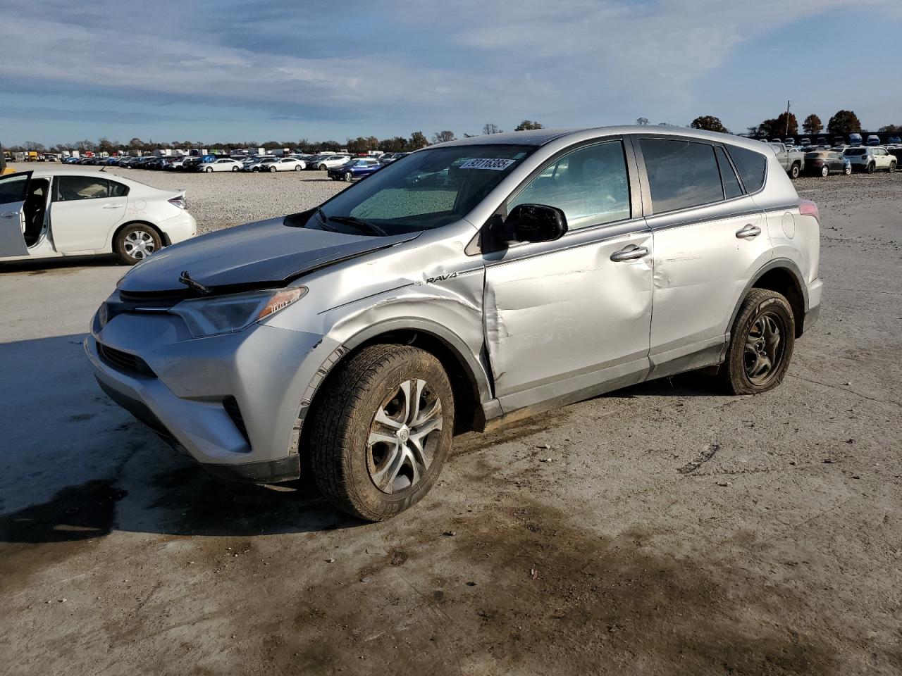 Salvage Toyota RAV4 Image