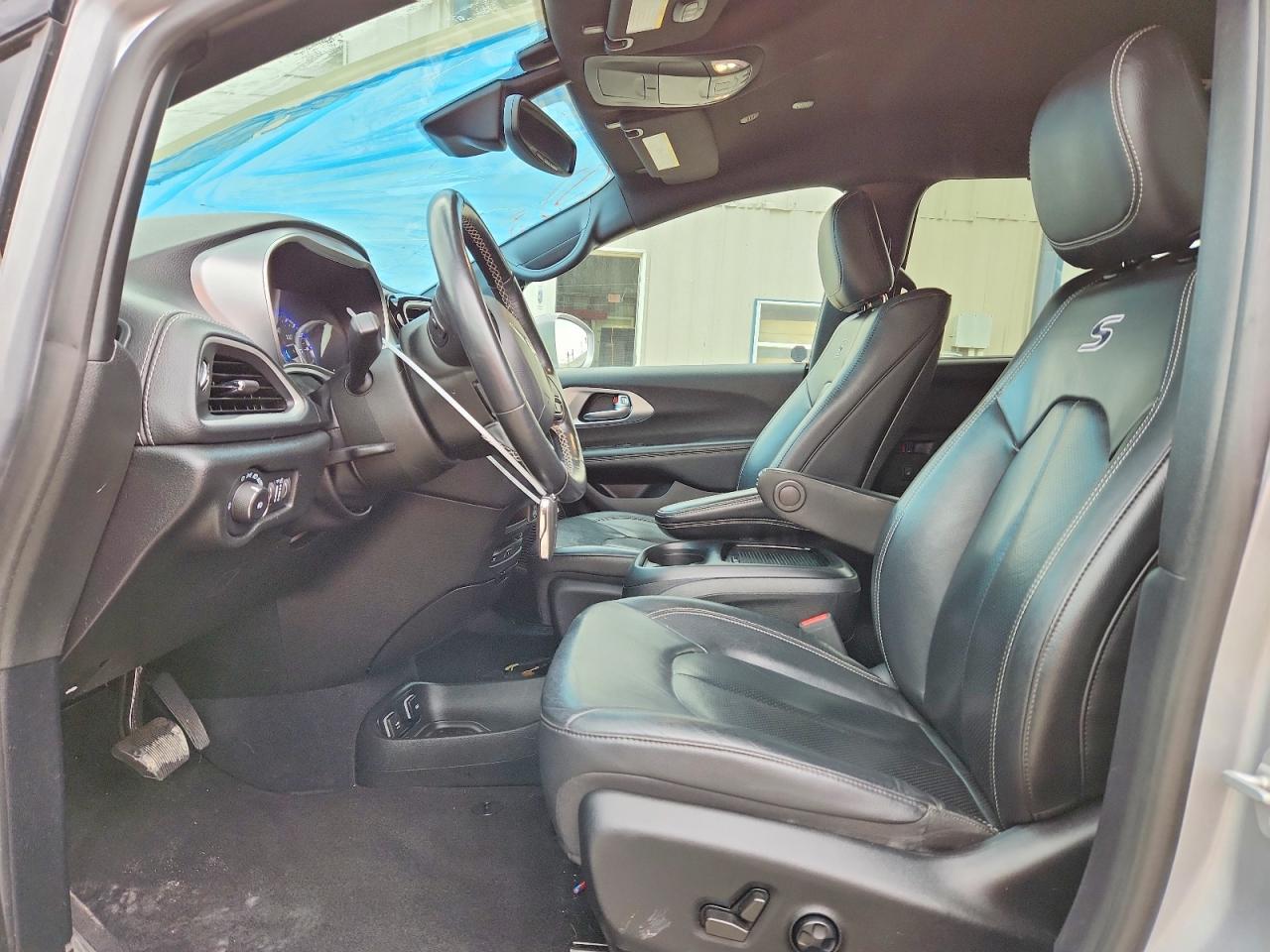 Chrysler Pacifica Touring L