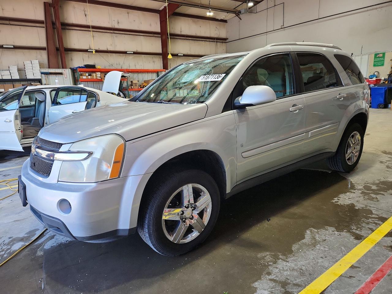 Salvage Chevrolet Equinox Image
