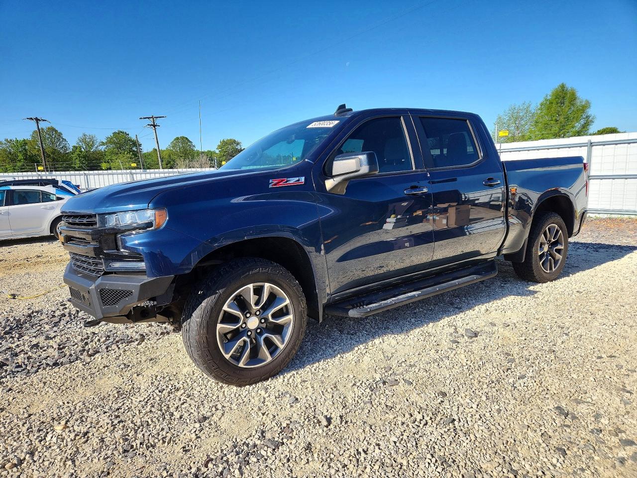 Salvage Chevrolet Silverado Image