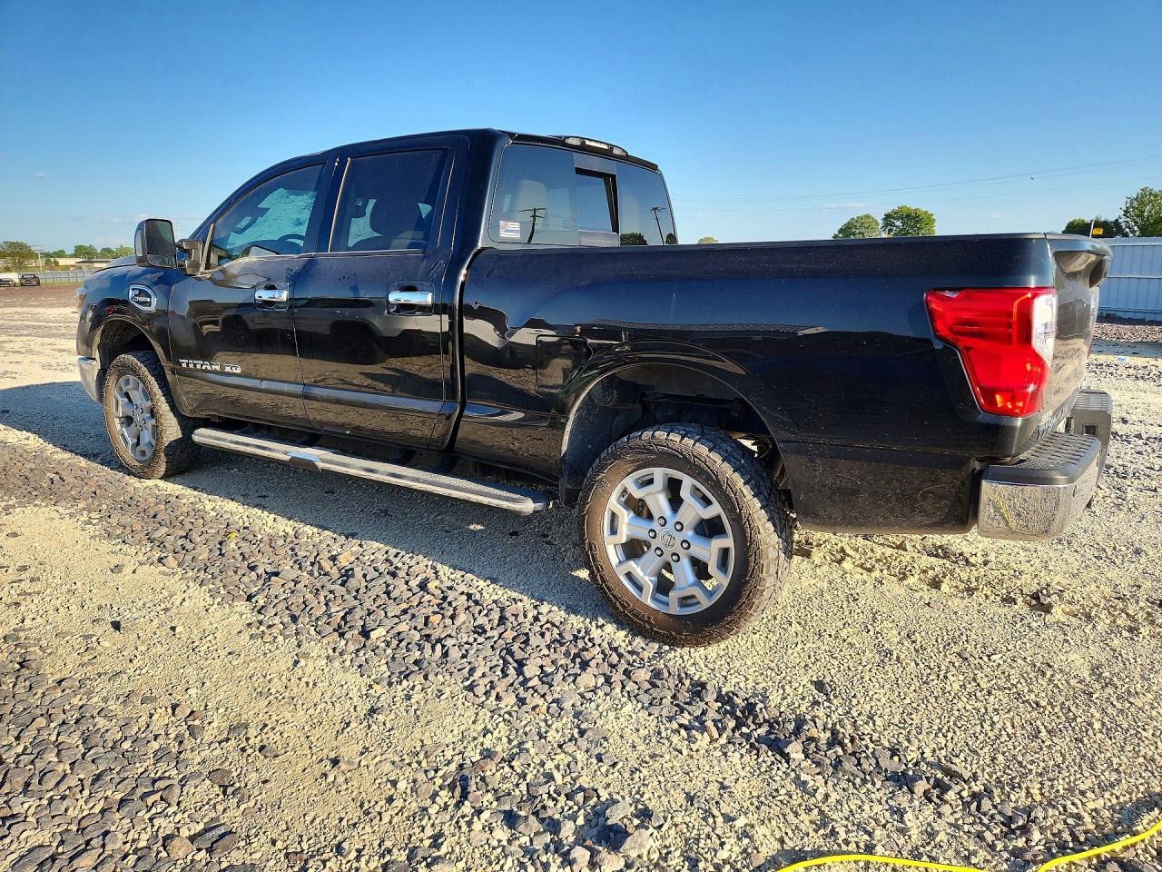 Nissan Titan