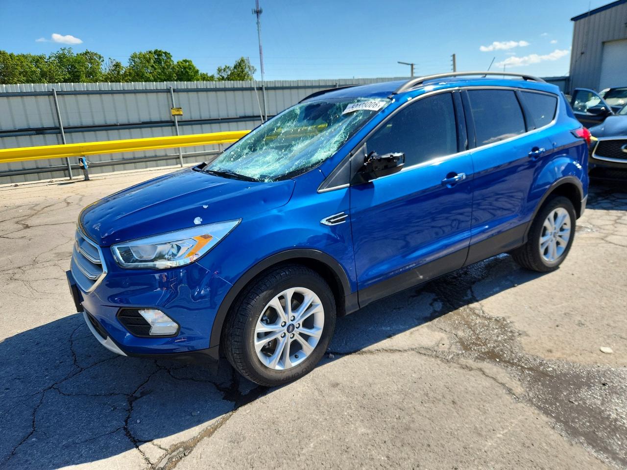 Salvage Ford Escape Image