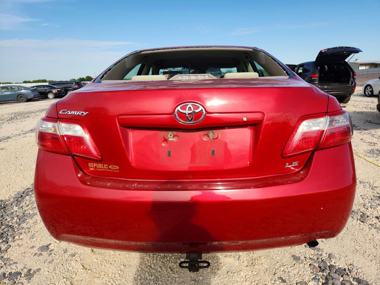 Toyota Camry Le